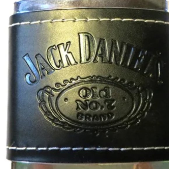 Jack Daniels Old Number 7 Brand Metal Drinking Flask - Picture 2 of 4